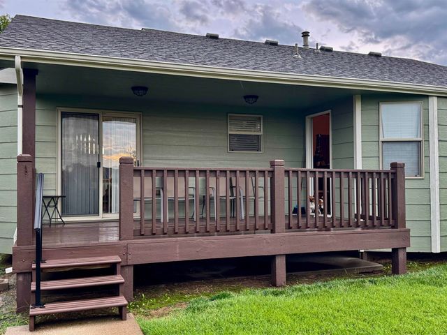 2636 E Keys Ct, Derby, KS 67037