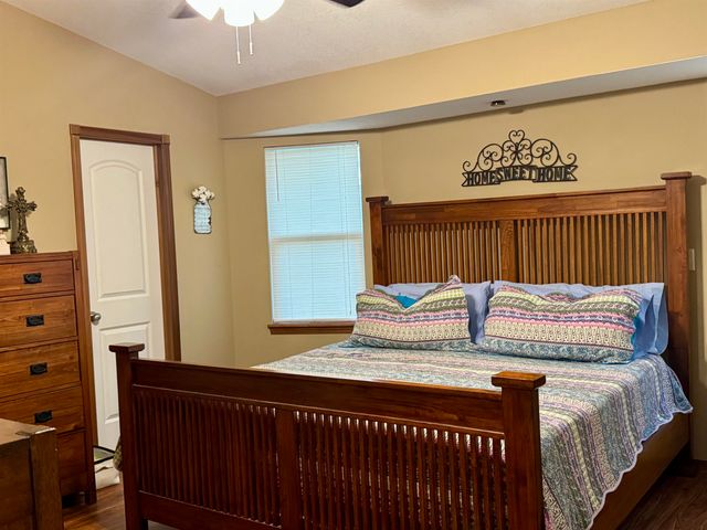 2636 E Keys Ct, Derby, KS 67037