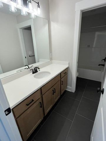 671 Waterford Village Drive, Grand Rapids, MI 49534