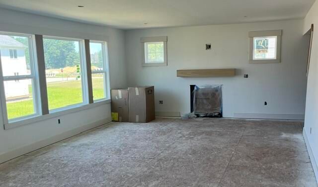 671 Waterford Village Drive, Grand Rapids, MI 49534