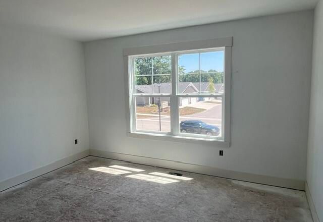 671 Waterford Village Drive, Grand Rapids, MI 49534