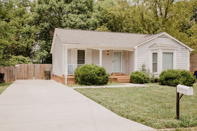 1004 Beech Bend Dr, Nashville, TN 37221