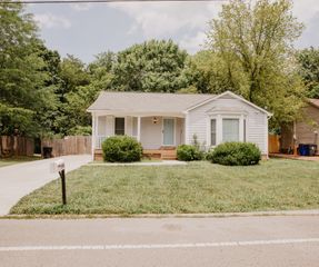 1004 Beech Bend Dr, Nashville, TN 37221