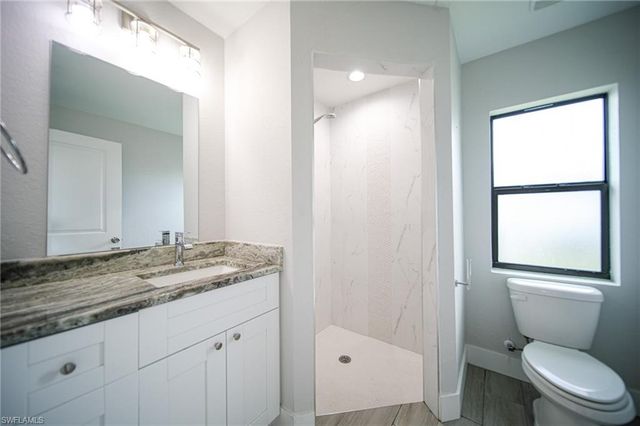 2601 43rd ST SW, Lehigh Acres, FL 33976