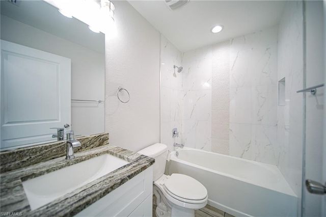 2601 43rd ST SW, Lehigh Acres, FL 33976