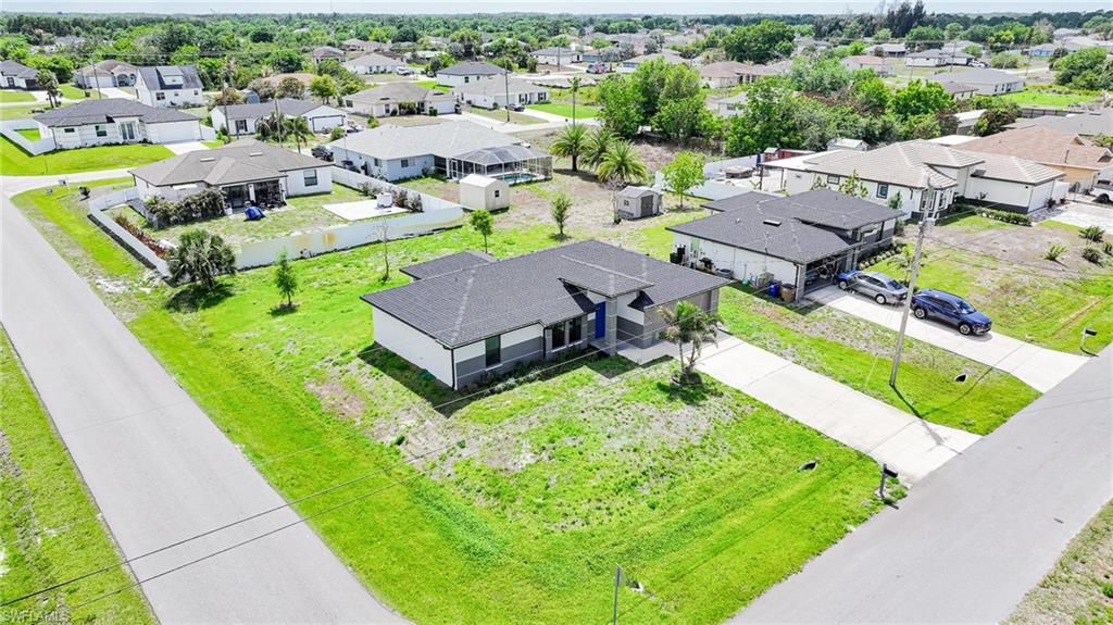 2601 43rd ST SW, Lehigh Acres, FL 33976