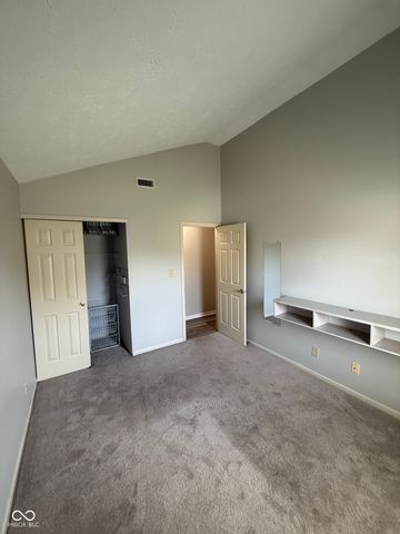 6641 Sunloch Court, Indianapolis, IN 46250