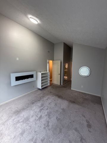 6641 Sunloch Court, Indianapolis, IN 46250