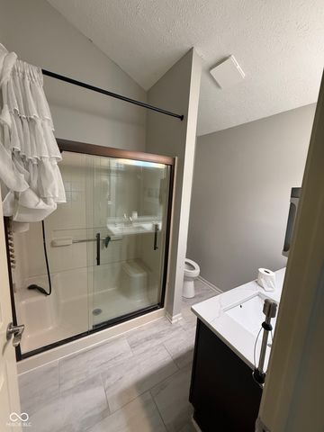 6641 Sunloch Court, Indianapolis, IN 46250