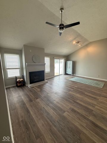 6641 Sunloch Court, Indianapolis, IN 46250