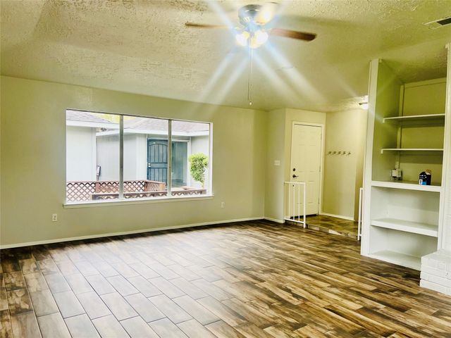 13114 Benford Drive, Houston, TX 77099