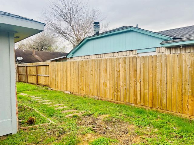 13114 Benford Drive, Houston, TX 77099