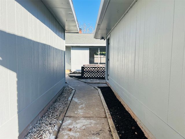 13114 Benford Drive, Houston, TX 77099