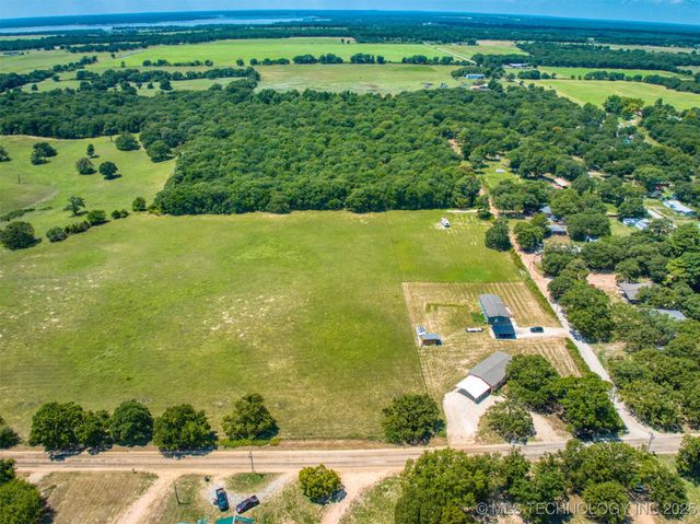 Edge Road, Kingston, OK 73439