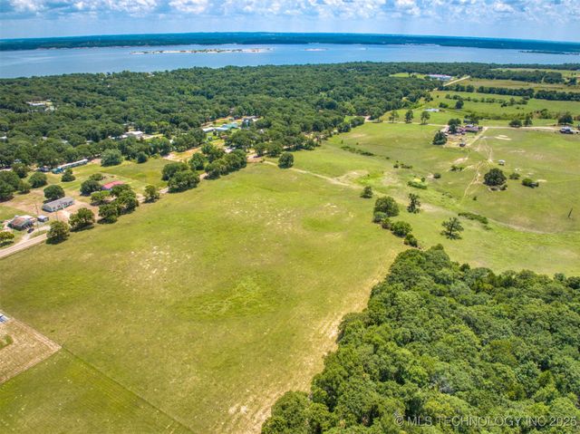 Edge Road, Kingston, OK 73439