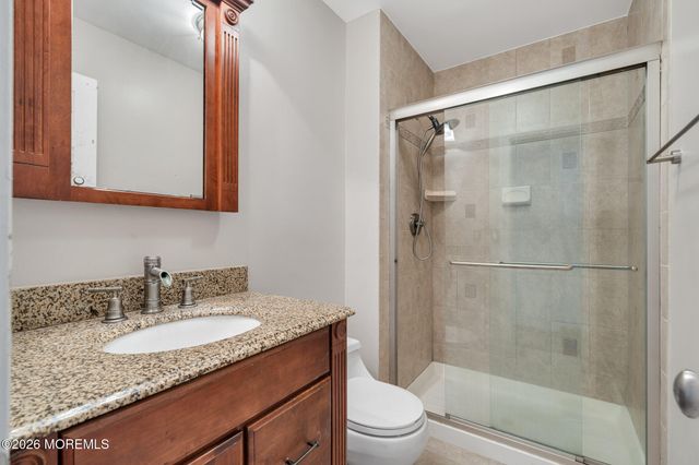 151 Chestnut Way, Manalapan, NJ 07726