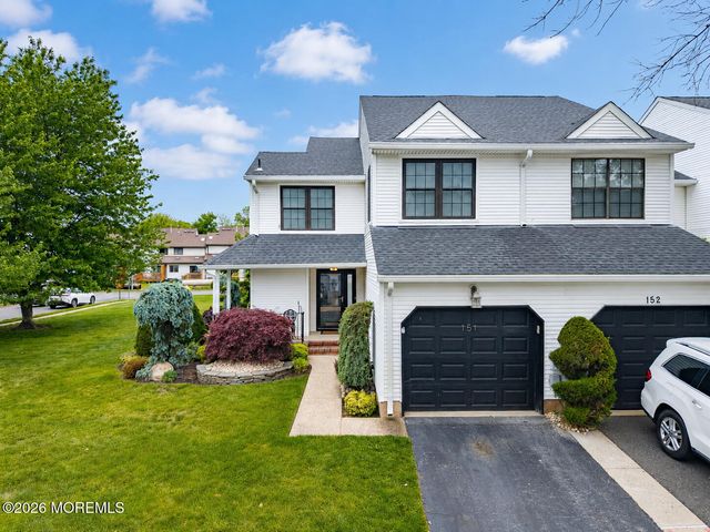 151 Chestnut Way, Manalapan, NJ 07726