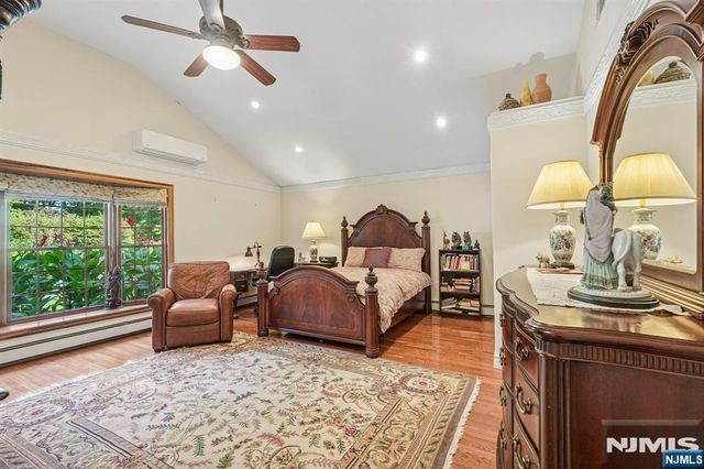707 Calusa Trail, Franklin Lakes, NJ 07417