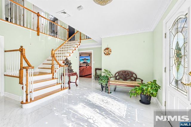 707 Calusa Trail, Franklin Lakes, NJ 07417