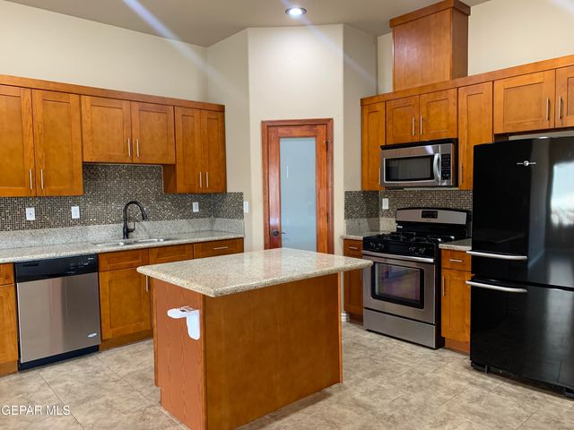 509 FIRSTWOOD Place A, El Paso, TX 79905