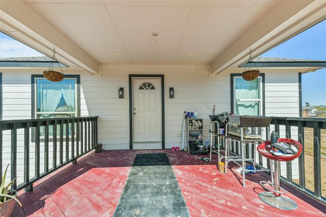 165 Road 5215, Cleveland, TX 77327