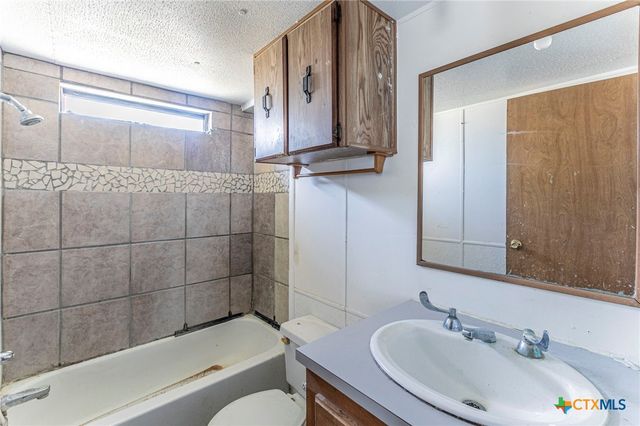 5913 Carriage Road, Temple, TX 76502