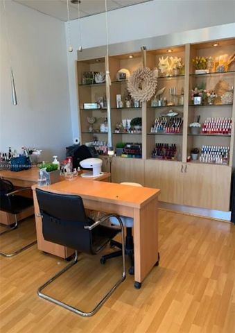 Undisclosed address, Aventura, FL 33180