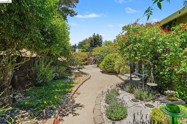 1150 Los Palos Ct, Pittsburg, CA 94565