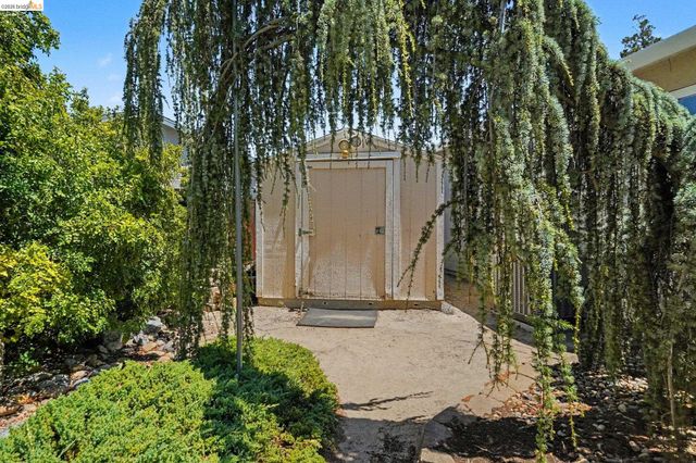 1150 Los Palos Ct, Pittsburg, CA 94565