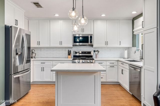 25710 Wagner Way Unit C, Stevenson Ranch, CA 91381