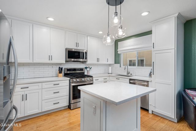 25710 Wagner Way Unit C, Stevenson Ranch, CA 91381