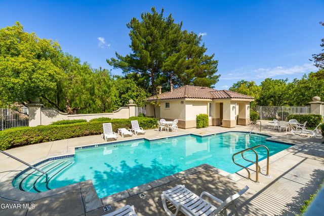 25710 Wagner Way Unit C, Stevenson Ranch, CA 91381