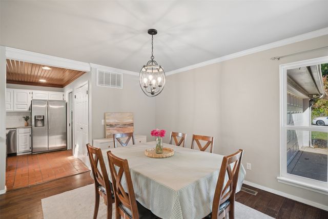 9524 S Maplewood Avenue, Tulsa, OK 74137