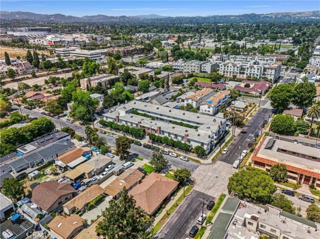 6939 Alabama Avenue 105, Canoga Park, CA 91303