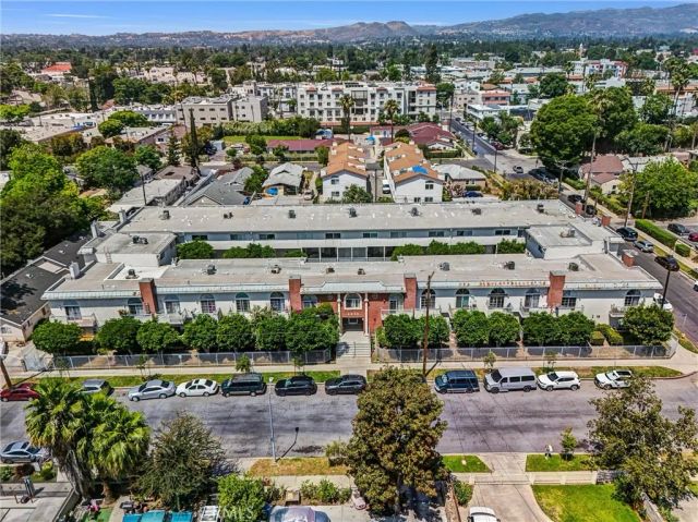 6939 Alabama Avenue 105, Canoga Park, CA 91303