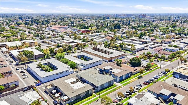 324 E Leatrice Lane, Anaheim, CA 92802