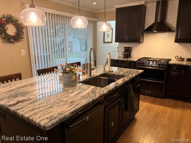 1115 Torpey Drive, Troy, MI 48083