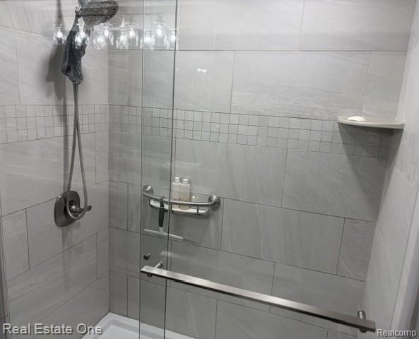 1115 Torpey Drive, Troy, MI 48083