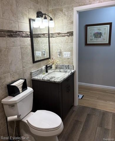 1115 Torpey Drive, Troy, MI 48083