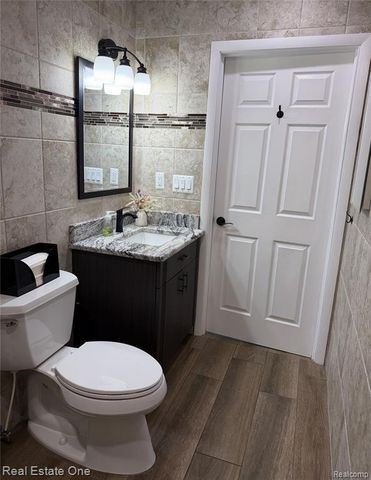 1115 Torpey Drive, Troy, MI 48083