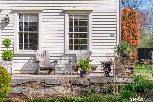 313 Umpawaug Road, Redding, CT 06896