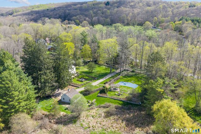 313 Umpawaug Road, Redding, CT 06896