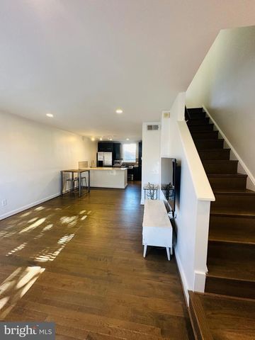 137 W REED AVE, Alexandria, VA 22305