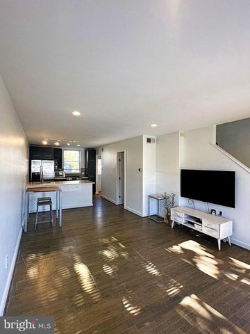 137 W REED AVE, Alexandria, VA 22305