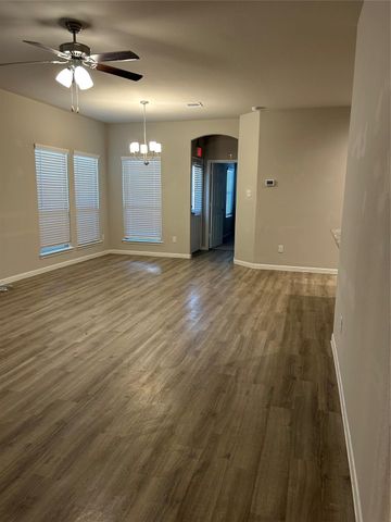 6511 Wenlock Drive, Houston, TX 77048