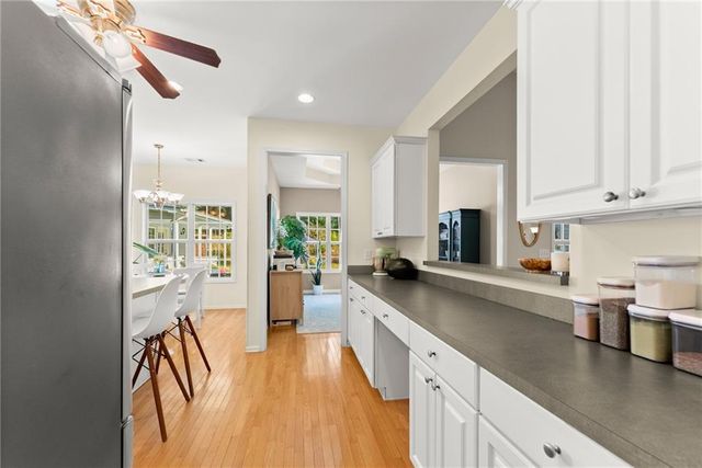 187 Oak Creek Drive, Dawsonville, GA 30534