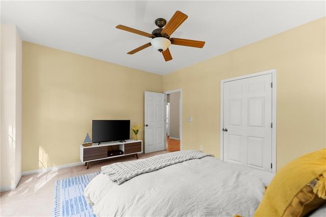 187 Oak Creek Drive, Dawsonville, GA 30534