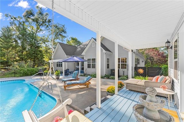 187 Oak Creek Drive, Dawsonville, GA 30534