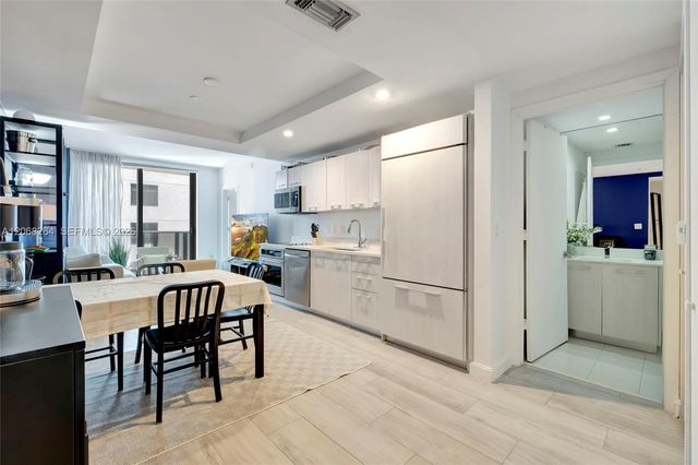 55 SW 9th Street 3509, Miami, FL 33130