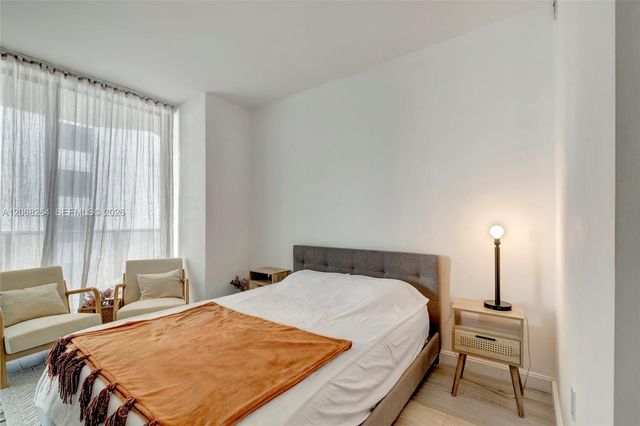 55 SW 9th Street 3509, Miami, FL 33130